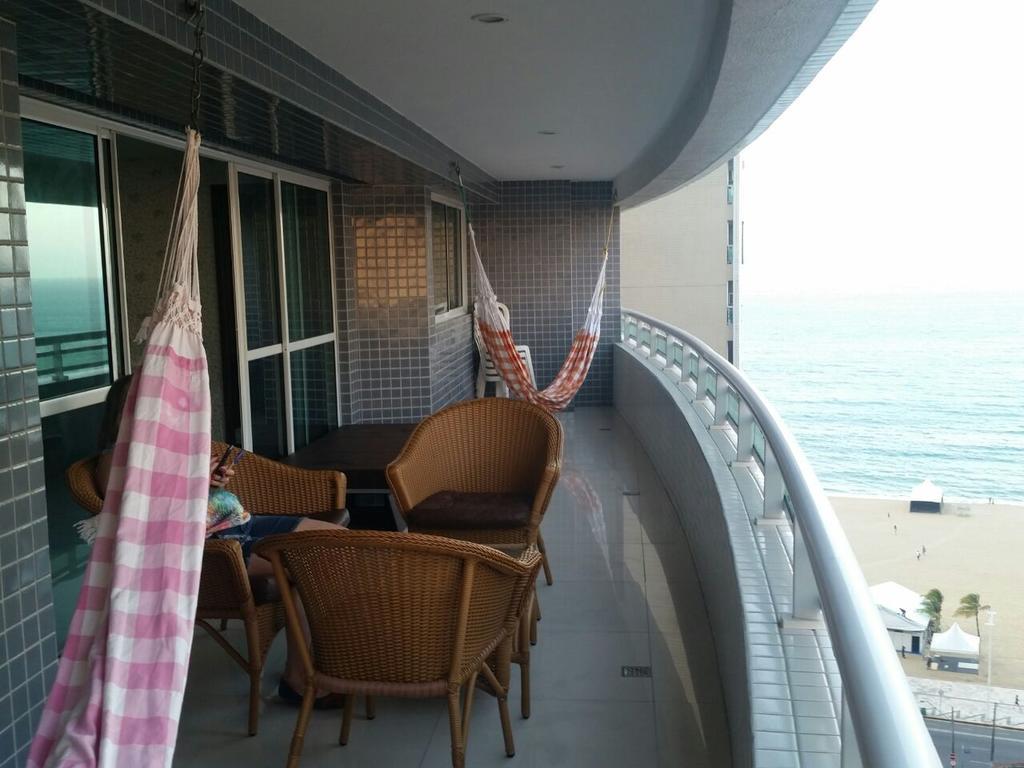 Apartamento Vista Mar 4 Suites Fortaleza Kültér fotó